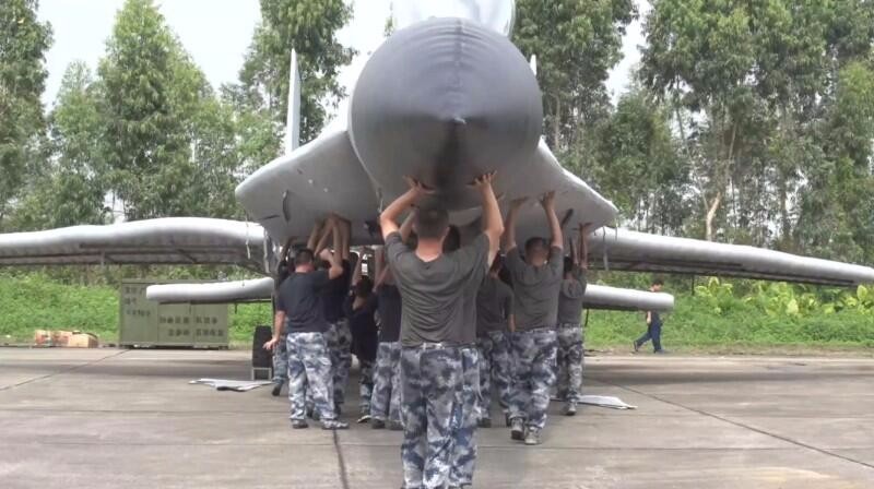 滨海军用大型飞机